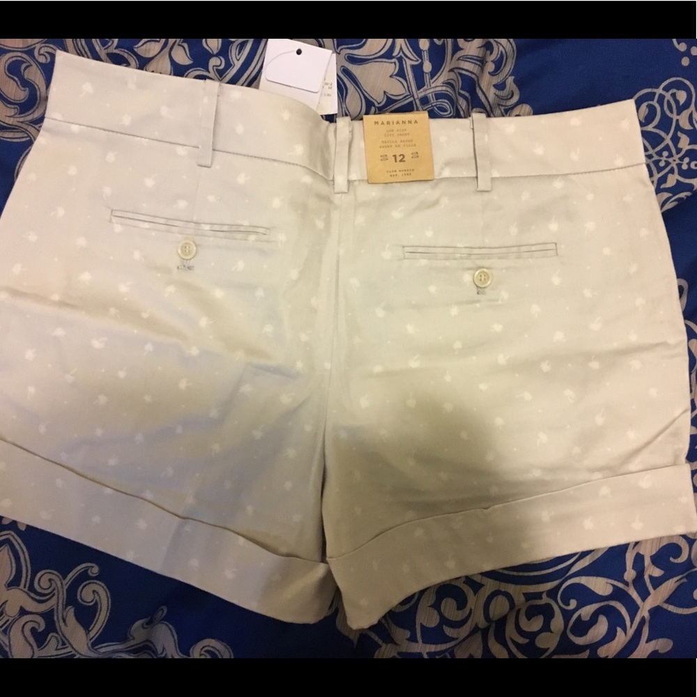 Shorts - Picture 4 of 5